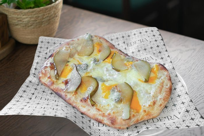 Груша горгонзола