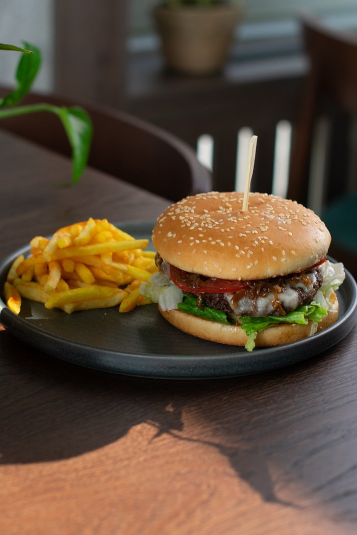 Бриошь бургер из мраморной говядины