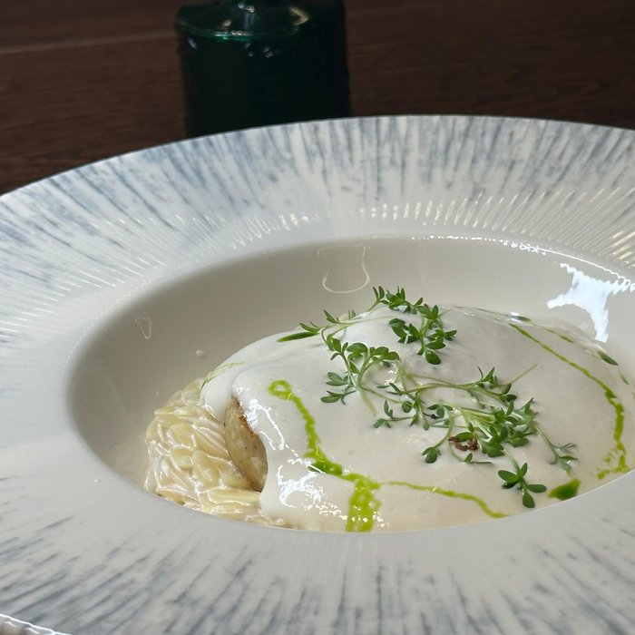 Куриная котлетка с трюфельной эспумой